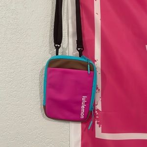 rare lululemon crossbody bag